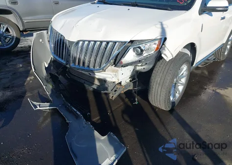 2015 Lincoln Mkx z USA, uszkodzony, nr VIN 2LMDJ6JK5FBL33254